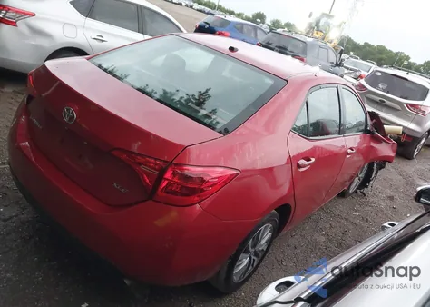 2017 Toyota Corolla Xle z USA, uszkodzony, nr VIN 2T1BURHE2HC835357